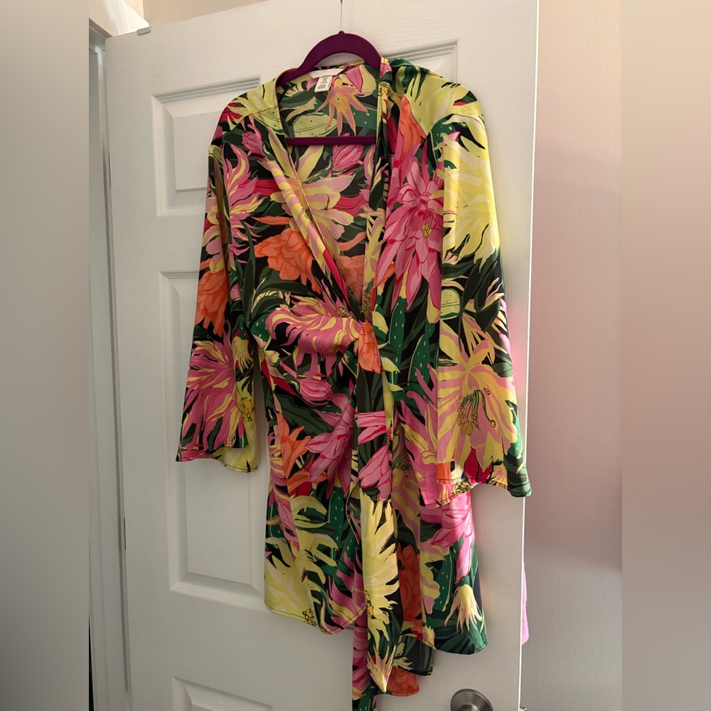 Floral H&M dress 🔥